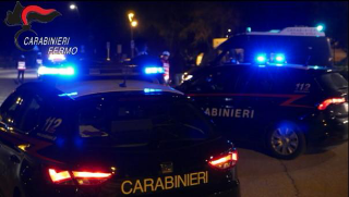 Rissa a Porto San Giorgio, otto giovani denunciati dai carabinieri